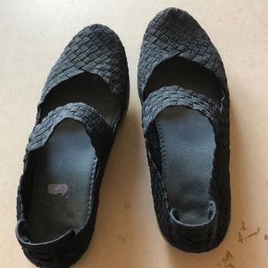 Sugarfoot black flats, very soft cloth material, size 7